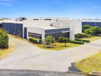 Showrooms / Bulky Goods commercial property leased at 50 Industrial Avenue Wilsonton QLD 4350 Showrooms / Bulky Goods commercial property leased at 50 Industrial Avenue Wilsonton QLD 4350