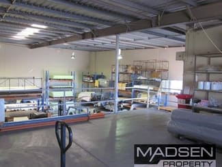 Factory, Warehouse & Industrial commercial property leased at 4/27 Shettleston Street Rocklea QLD 4106 Factory, Warehouse & Industrial commercial property leased at 4/27 Shettleston Street Rocklea QLD 4106
