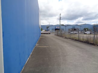 Showrooms / Bulky Goods commercial property leased at Lot 1/90 Aumuller Street Portsmith QLD 4870 Showrooms / Bulky Goods commercial property leased at Lot 1/90 Aumuller Street Portsmith QLD 4870