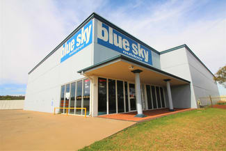 Showrooms / Bulky Goods commercial property leased at 1 RAILWAY STREET Griffith NSW 2680