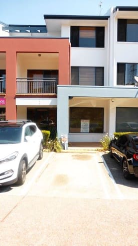 Other commercial property leased at 11/492 Christine Avenue Robina QLD 4226