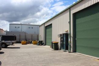 Factory, Warehouse & Industrial commercial property leased at 3/4 Skyline Way Gateshead NSW 2290