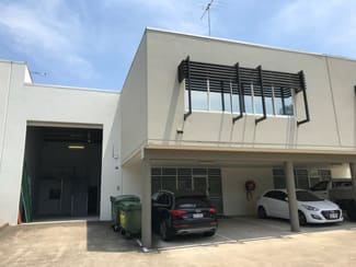 Factory, Warehouse & Industrial commercial property leased at 3/50 Secam Street Mansfield QLD 4122