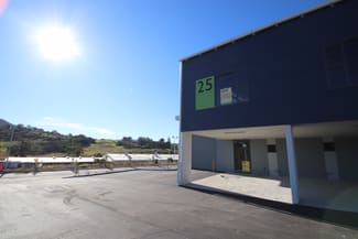 Factory, Warehouse & Industrial commercial property leased at 25/10-12 Sylvester Avenue Unanderra NSW 2526