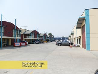 Factory, Warehouse & Industrial commercial property leased at Unit 17/2 Ash Road Prestons NSW 2170