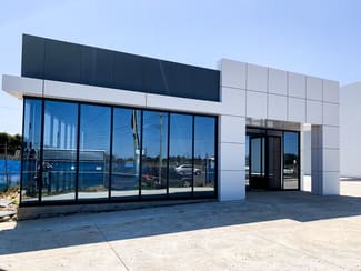 Shop & Retail commercial property leased at Cafe/197-199 Cheltenham Road Keysborough VIC 3173