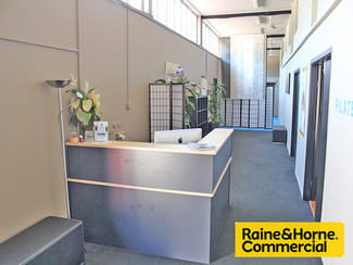 Showrooms / Bulky Goods commercial property leased at 327 Nudgee Road Hendra QLD 4011 Showrooms / Bulky Goods commercial property leased at 327 Nudgee Road Hendra QLD 4011
