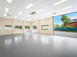 Showrooms / Bulky Goods commercial property leased at 3956 Pacific Highway Loganholme QLD 4129