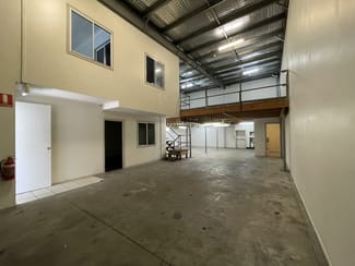 Factory, Warehouse & Industrial commercial property leased at 6/172-174 Redland Bay Road Capalaba QLD 4157