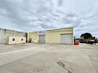 Factory, Warehouse & Industrial commercial property leased at Unit 4/34 Pilkington Street Garbutt QLD 4814