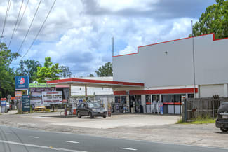Shop & Retail commercial property leased at 17-19 Factory Street Pomona QLD 4568 Shop & Retail commercial property leased at 17-19 Factory Street Pomona QLD 4568