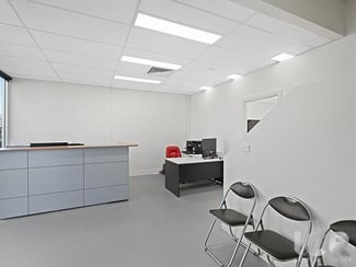 Showrooms / Bulky Goods commercial property leased at Unit 13, 105-111 Ricketts Road Mount Waverley VIC 3149
