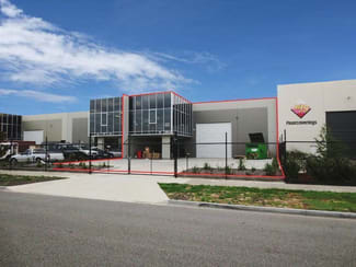 Showrooms / Bulky Goods commercial property leased at 90 Endeavour Way Sunshine West VIC 3020