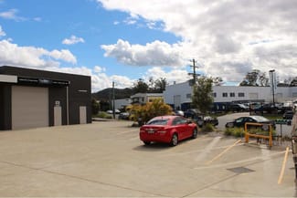 Showrooms / Bulky Goods commercial property leased at 4/13 Industrial Drive North Boambee Valley NSW 2450