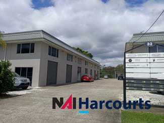 Factory, Warehouse & Industrial commercial property leased at 13/32 Ereton Drive Arundel QLD 4214