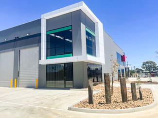 Factory, Warehouse & Industrial commercial property leased at 25/4 Milojevic Court Cranbourne VIC 3977