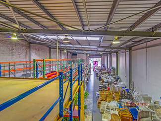 Factory, Warehouse & Industrial commercial property leased at 4/39 Devlan Street Mansfield QLD 4122