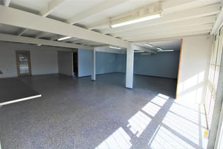 Factory, Warehouse & Industrial commercial property leased at 24 Mansell Street Wilsonton QLD 4350 Factory, Warehouse & Industrial commercial property leased at 24 Mansell Street Wilsonton QLD 4350