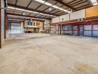 Factory, Warehouse & Industrial commercial property leased at 71 Dunn Road Rocklea QLD 4106