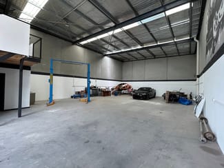 Factory, Warehouse & Industrial commercial property leased at 3/17 Bate Close Pakenham VIC 3810