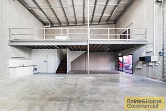 Factory, Warehouse & Industrial commercial property leased at 4/105 Flinders Parade North Lakes QLD 4509