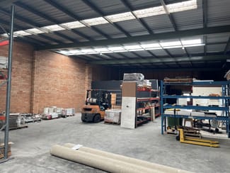 Showrooms / Bulky Goods commercial property leased at Unit 2/3 Clare Mace Crescent Berkeley Vale NSW 2261 Showrooms / Bulky Goods commercial property leased at Unit 2/3 Clare Mace Crescent Berkeley Vale NSW 2261
