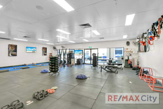 Shop & Retail commercial property leased at Shop 1/468 Vulture Street Kangaroo Point QLD 4169