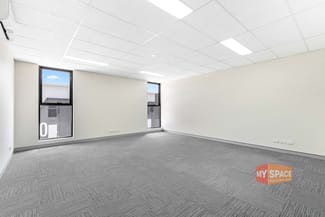 Showrooms / Bulky Goods commercial property leased at 7/61 Ashford Avenue Milperra NSW 2214