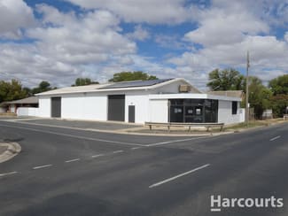 Showrooms / Bulky Goods commercial property leased at 5 Urquhart Street Horsham VIC 3400 Showrooms / Bulky Goods commercial property leased at 5 Urquhart Street Horsham VIC 3400