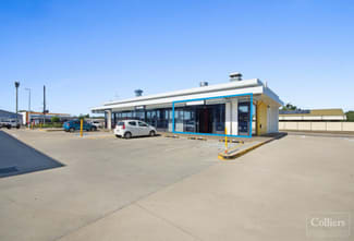 Shop & Retail commercial property for lease at 3/450 Bayswater Road Mount Louisa QLD 4814 Shop & Retail commercial property for lease at 3/450 Bayswater Road Mount Louisa QLD 4814