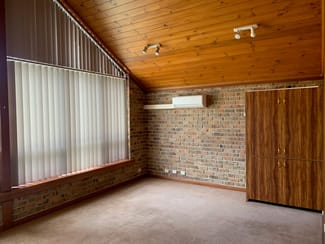 Offices commercial property leased at 11 B Walker Street Helensburgh NSW 2508