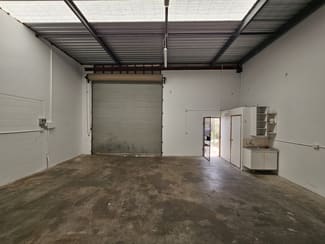 Factory, Warehouse & Industrial commercial property leased at Currumbin Waters QLD 4223