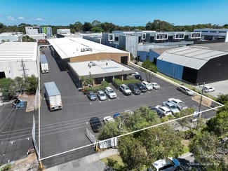 Factory, Warehouse & Industrial commercial property for lease at 90 Talinga Road Cheltenham VIC 3192