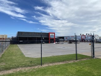 Showrooms / Bulky Goods commercial property leased at 3 Crocker Street Rockingham WA 6168