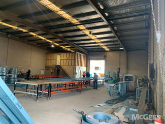 Factory, Warehouse & Industrial commercial property for lease at 2/21-25 Langford Street Pooraka SA 5095