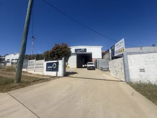 Factory, Warehouse & Industrial commercial property leased at 3 Daly Street Queanbeyan NSW 2620