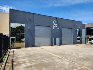 Factory, Warehouse & Industrial commercial property leased at 41 Lillee Crescent Tullamarine VIC 3043