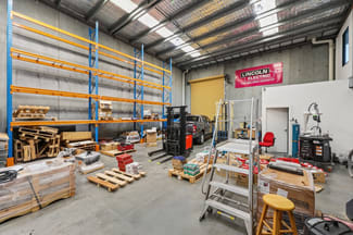 Showrooms / Bulky Goods commercial property for lease at D7/2A Westall Road Clayton VIC 3168