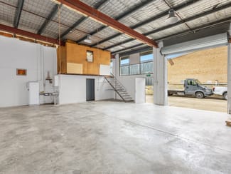 Factory, Warehouse & Industrial commercial property leased at 2/709 The Horsley Drive Smithfield NSW 2164 Factory, Warehouse & Industrial commercial property leased at 2/709 The Horsley Drive Smithfield NSW 2164