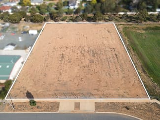 Showrooms / Bulky Goods commercial property for lease at 6 & 8 Kuhle Court Kyabram VIC 3620
