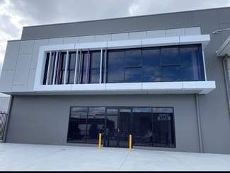 Factory, Warehouse & Industrial commercial property for lease at 2/2-10 Dunn Road Smeaton Grange NSW 2567
