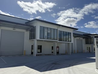 Factory, Warehouse & Industrial commercial property for lease at Unit 7/109 Hub Crescent Hillcrest QLD 4118 Factory, Warehouse & Industrial commercial property for lease at Unit 7/109 Hub Crescent Hillcrest QLD 4118