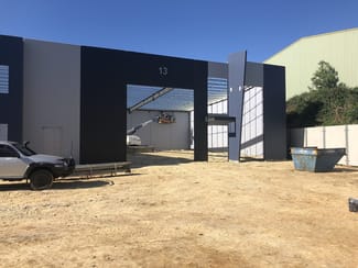 Factory, Warehouse & Industrial commercial property sold at 13/5 Speedwell Street Somerville VIC 3912