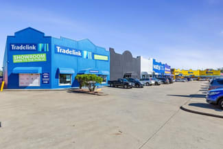 Shop & Retail commercial property sold at Whole of the property/413 Yaamba Road Park Avenue QLD 4701 Shop & Retail commercial property sold at Whole of the property/413 Yaamba Road Park Avenue QLD 4701