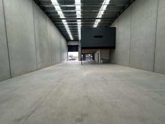 Factory, Warehouse & Industrial commercial property sold at Unit 8/21-43 Merrindale Drive Croydon South VIC 3136