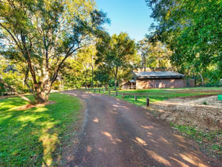 Showrooms / Bulky Goods commercial property sold at 6-8 Knoll Road Tamborine Mountain QLD 4272 Showrooms / Bulky Goods commercial property sold at 6-8 Knoll Road Tamborine Mountain QLD 4272