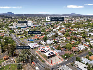 Shop & Retail commercial property sold at 907 Macarthur Street Soldiers Hill VIC 3350