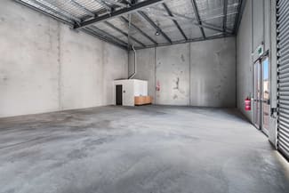 Factory, Warehouse & Industrial commercial property for sale at Unit 4/4 Ash Street Orange NSW 2800