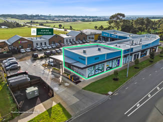 Showrooms / Bulky Goods commercial property for sale at 9 &10/10 Lauderdale Court Armstrong Creek VIC 3217