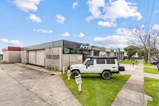 Factory, Warehouse & Industrial commercial property for sale at 3/2 Clare Street Bayswater VIC 3153